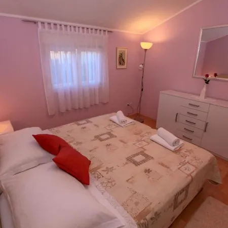 Apartment Penelope