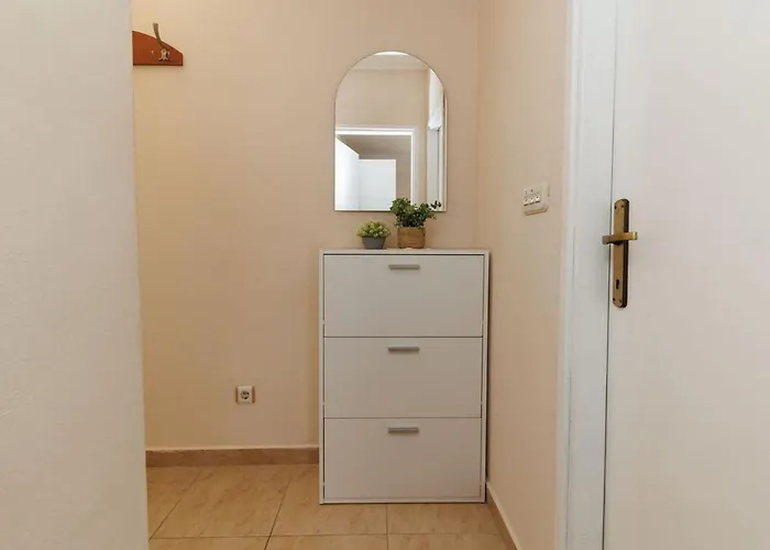 Penelope Apartment *