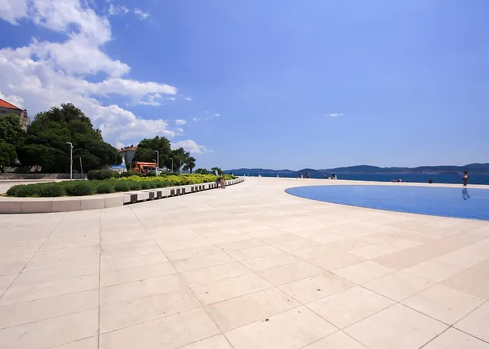 Penelope Apartment *